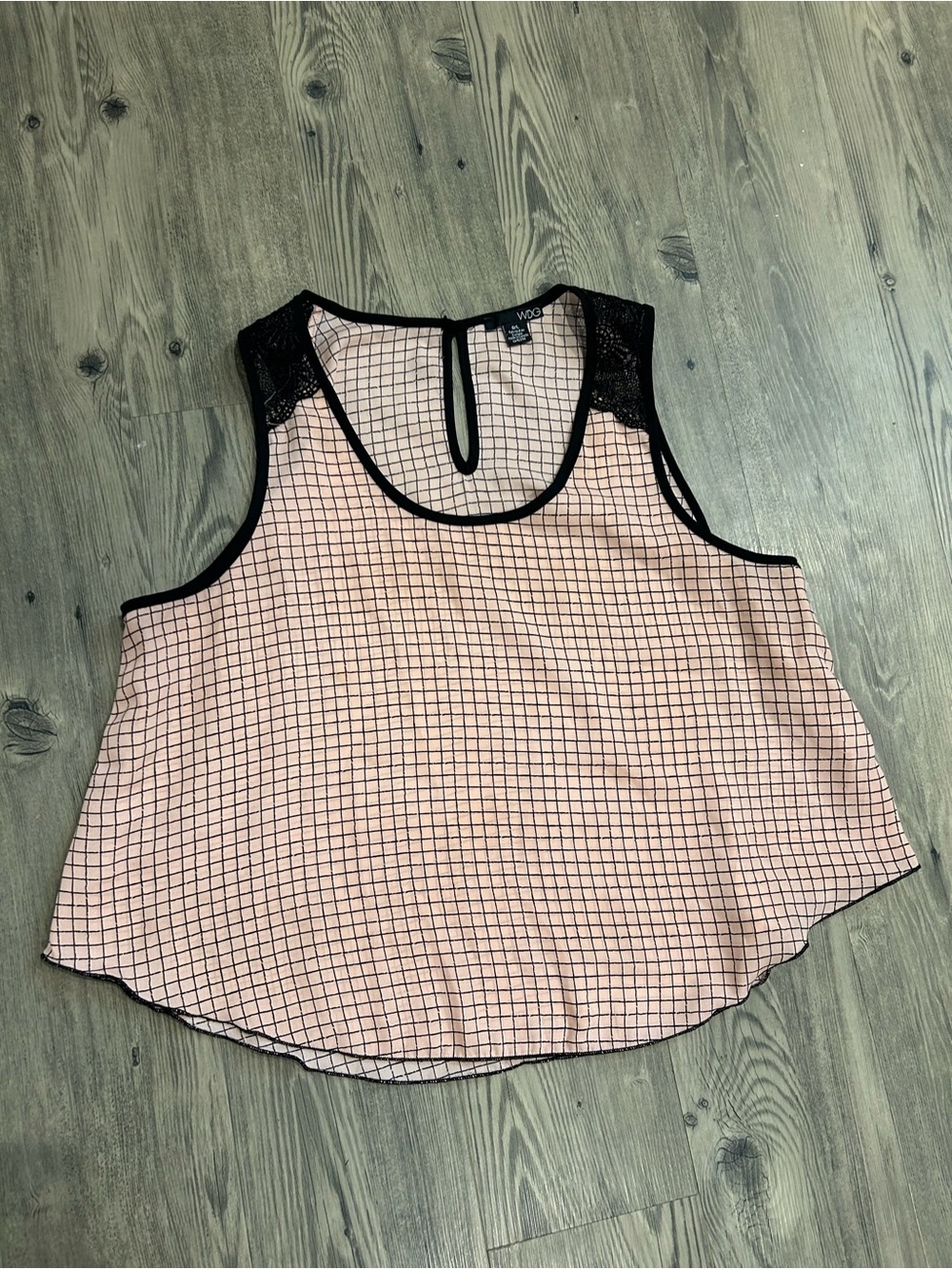 Pink Grid Pattern Tank Top - Picture 4 of 6